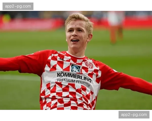 维托尔长传战术效率低下 诺丁汉森林客场虫属性明显